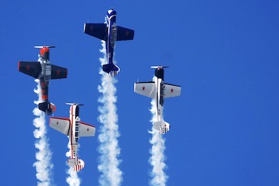 Yakovlev Yak-52 team