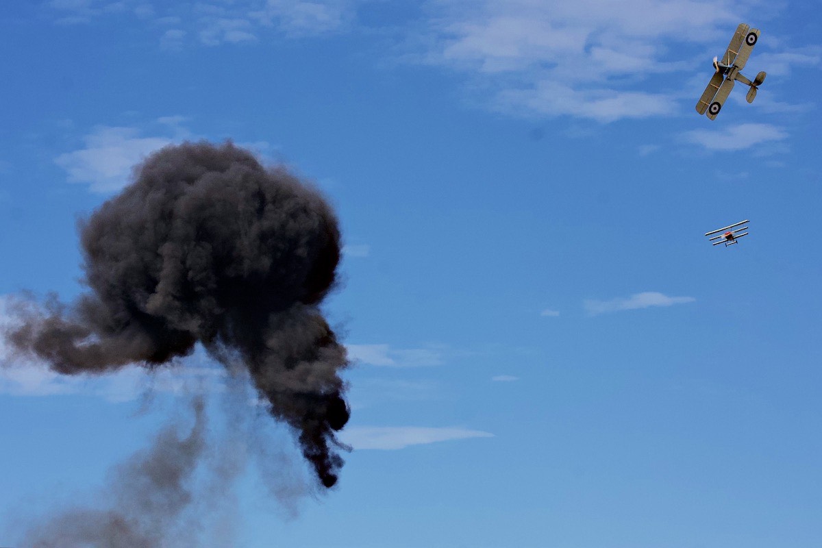 Fokker & Sopwith in mock battle