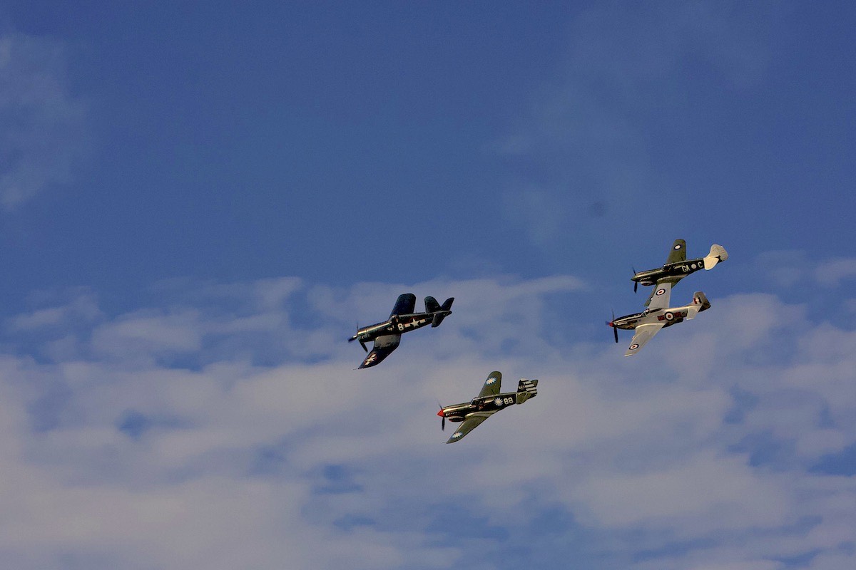 Kittyhawks, Corsair, Mustang
