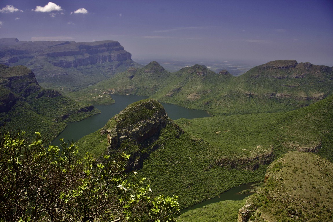 The waters of Blyderivierspoort Dam