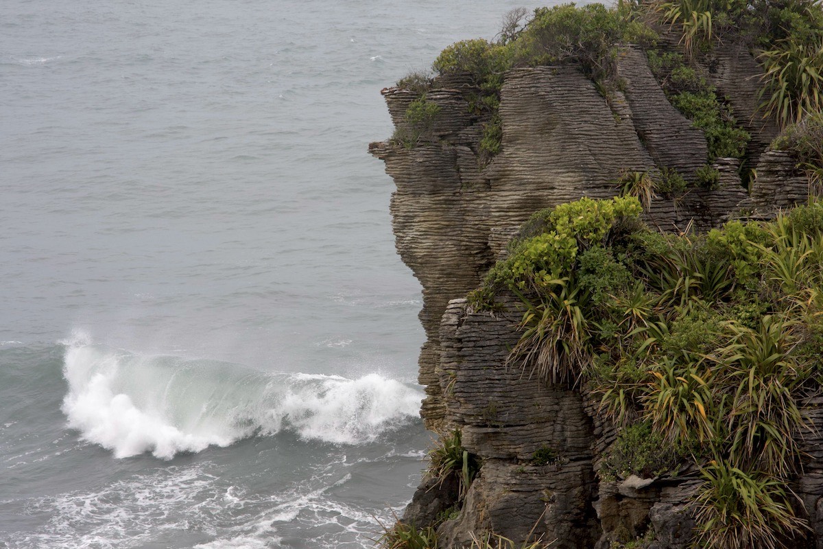 Rugged west coast near the Pancake Rocks of Punakaiki