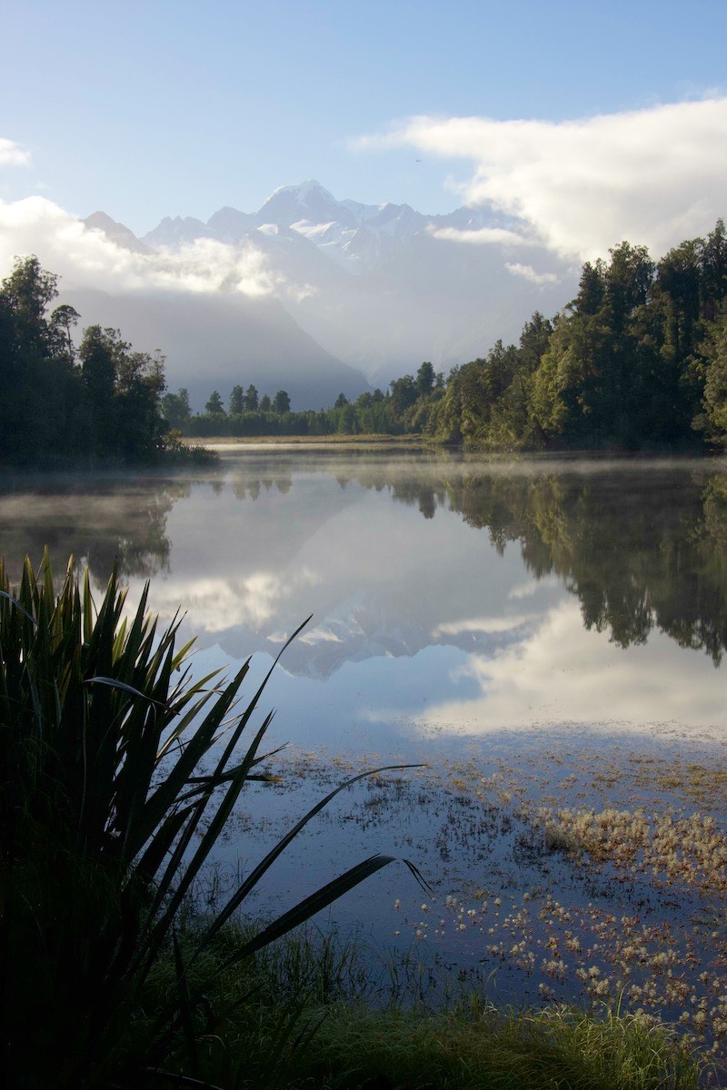 Lake Matheson in the early morning