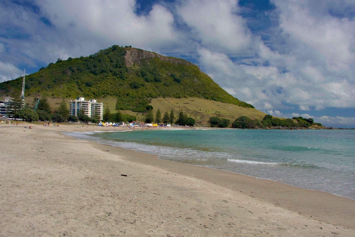Mount Maungaui and the ocean beach