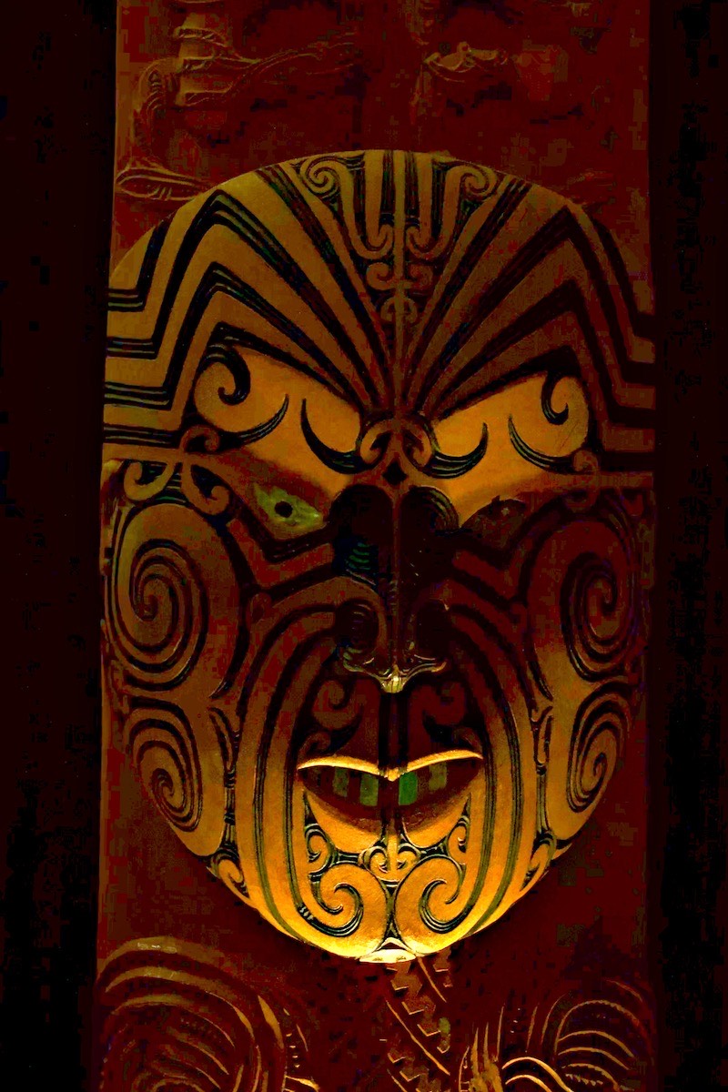 Maori art in the fantastic War Memorial Museum in Auckland