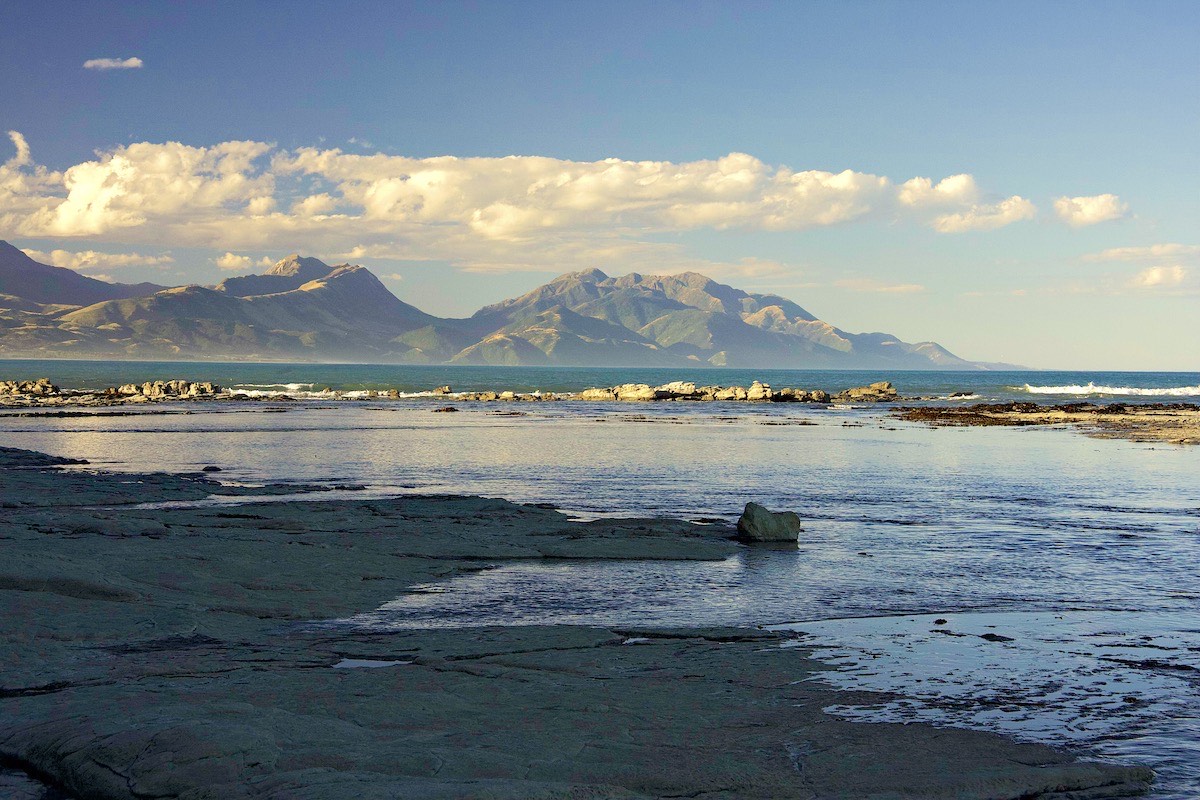 You would probably not want to land a boat here